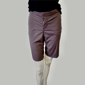 Arc'teryx purple gray lightweight bermuda shorts size 8 Regular